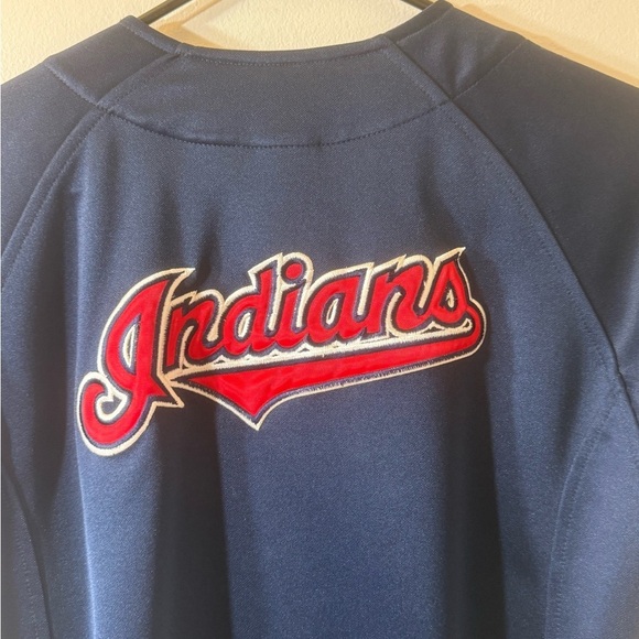 Nike MLB Kids Red and Blue Button-Down Shirt - Picture 6 of 7